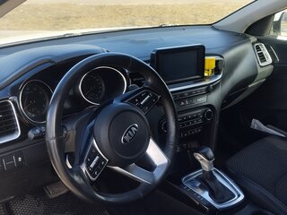 2019 Kia Ceed III, белый, 1100000 рублей, вид 5