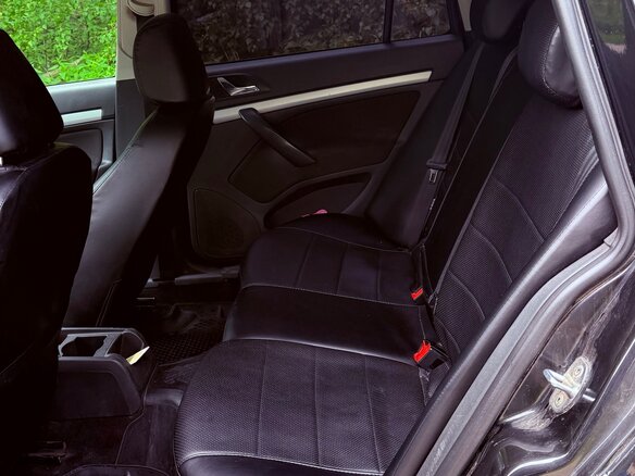 2010 Skoda Octavia II (A5) Рестайлинг, чёрный, 750000 рублей - вид 6