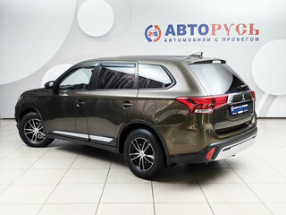 2020 Mitsubishi Outlander III Рестайлинг 3, коричневый, 2099000 рублей, вид 2