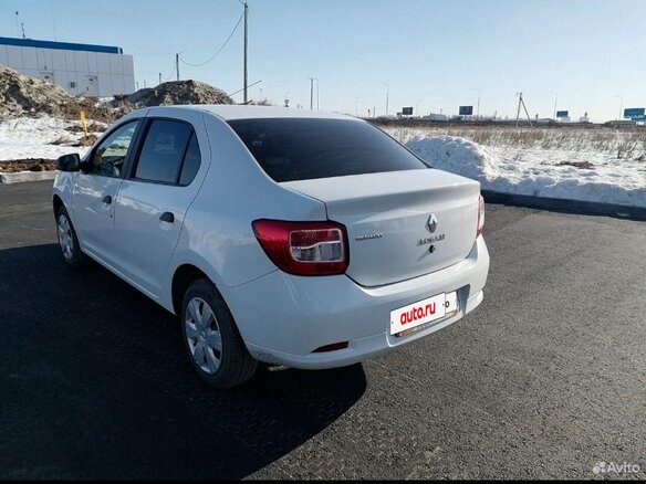 2017 Renault Logan II, белый, 580000 рублей - вид 3