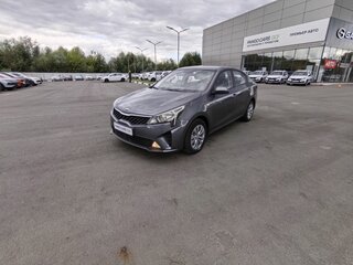 2021 Kia Rio IV Рестайлинг, серый, 1550000 рублей, вид 2