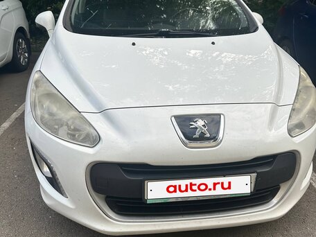 2012 Peugeot 308 I Рестайлинг, белый, 399000 рублей, вид 1