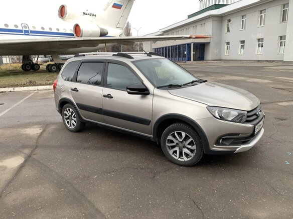 2019 Lada (ВАЗ) Granta Cross I Рестайлинг, серебристый, 850000 рублей - вид 1