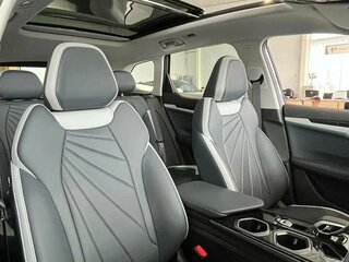 2026 Geely Atlas II, чёрный, 4229990 рублей, вид 5