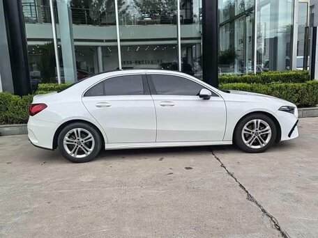 2022 Mercedes-Benz A-Класс 180 Long IV (W177) Рестайлинг, белый, 1790010 рублей, вид 3