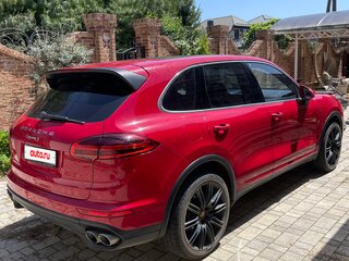 2015 Porsche Cayenne S II Рестайлинг (958), красный, 4300000 рублей, вид 4