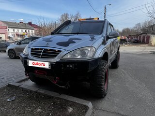 2010 SsangYong Kyron 6-speed I Рестайлинг, серебристый, 1200000 рублей, вид 2
