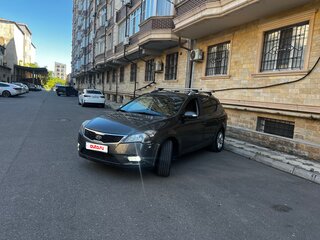 2011 Kia Ceed I Рестайлинг, серый, 820000 рублей, вид 1