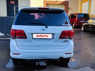 2013 Toyota Fortuner I Рестайлинг 2, белый, 2500000 рублей, вид 2