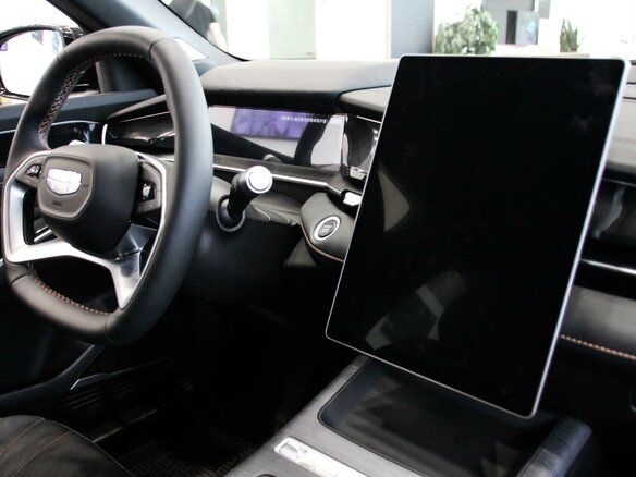2025 Geely Preface I, чёрный - вид 15
