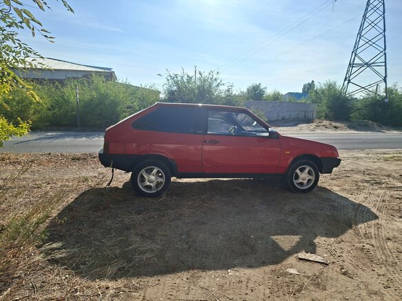 1986 Lada (ВАЗ) 2108, красный - вид 4