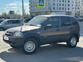 2013 Chevrolet Niva I Рестайлинг, коричневый, 650000 рублей, вид 4