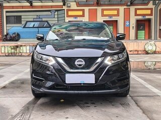2023 Nissan Qashqai II Рестайлинг, чёрный, 1700000 рублей, вид 2