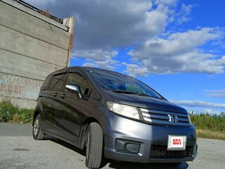 2013 Honda Freed Spike I Рестайлинг, серый, 1180000 рублей, вид 1