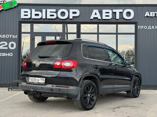 2010 Volkswagen Tiguan I, чёрный, 1090000 рублей, вид 2