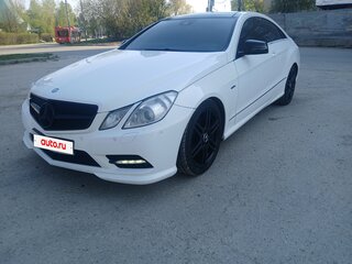2013 Mercedes-Benz E-Класс 200 7G-Tronic IV (W212, S212, C207), белый, 1500000 рублей, вид 2