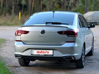 2021 Volkswagen Polo VI, серый, 1780000 рублей, вид 4