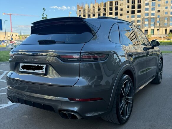 2019 Porsche Cayenne Turbo III, серый, 5700000 рублей - вид 12