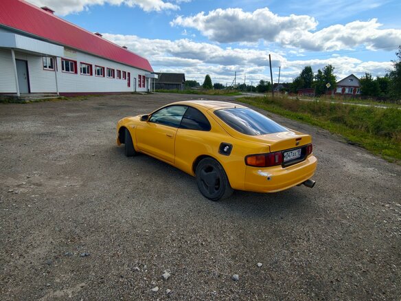 1994 Toyota Celica VI (T200), жёлтый, 500000 рублей - вид 12