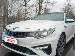 2019 Kia Optima IV Рестайлинг, белый, 1700000 рублей, вид 2