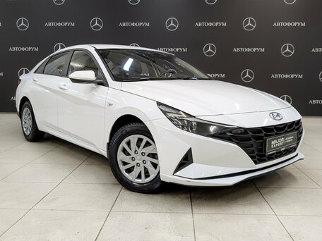 2022 Hyundai Elantra VII (CN7), белый, 1865000 рублей, вид 3