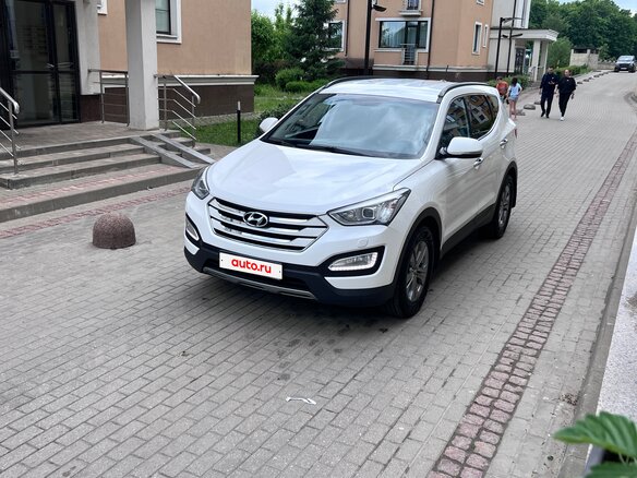 2015 Hyundai Santa Fe III, белый, 2000000 рублей - вид 3