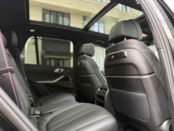2025 BMW X5 30d IV (G05/G18) Рестайлинг, чёрный, 17000000 рублей - вид 32