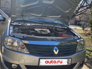 2013 Renault Logan I Рестайлинг, серый, 700000 рублей, вид 1