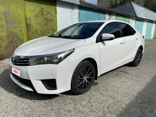 2014 Toyota Corolla XI (E160, E170, E180), белый, 1150000 рублей, вид 1