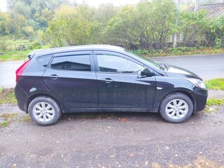 2011 Hyundai Solaris I, чёрный, 585000 рублей, вид 5
