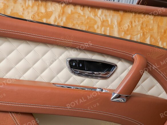 2016 Bentley Bentayga I, коричневый, 7990000 рублей - вид 13