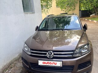 2014 Volkswagen Touareg II, коричневый, 1700000 рублей, вид 2