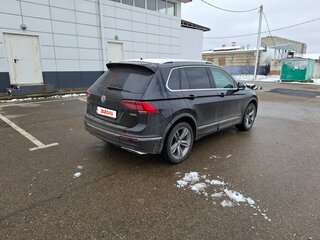 2018 Volkswagen Tiguan II, чёрный, 2600000 рублей, вид 5