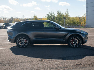 2021 Aston Martin DBX I, серый, 20092050 рублей, вид 5