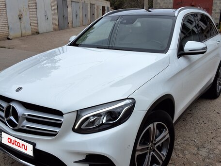 2017 Mercedes-Benz GLC 300 I (X253), белый, 3700000 рублей, вид 2
