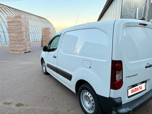 2013 Peugeot Partner, белый, 888000 рублей - вид 7