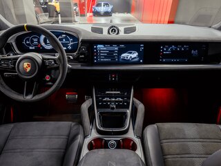 2024 Porsche Cayenne Turbo E-Hybrid Coupé III Рестайлинг, серый, 28000000 рублей, вид 2