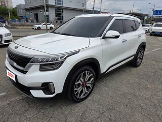 2023 Kia Seltos I, белый, 2000777 рублей, вид 3