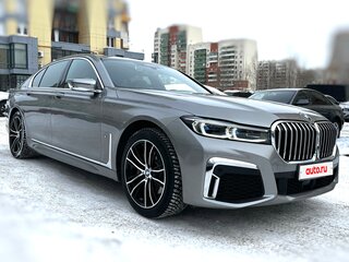 2020 BMW 7 серии 740d xDrive VI (G11/G12) Рестайлинг, серый, 8450000 рублей, вид 2