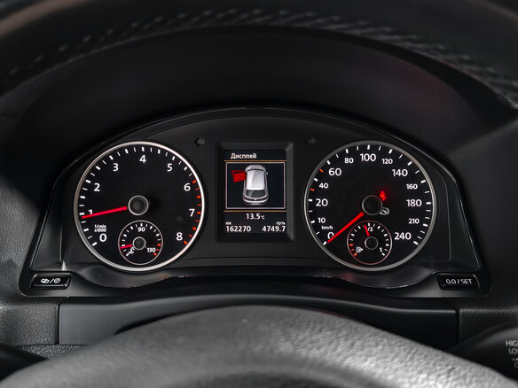 2015 Volkswagen Tiguan I Рестайлинг, белый, 1250000 рублей - вид 18