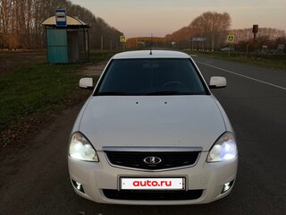 2016 Lada (ВАЗ) Priora I Рестайлинг, белый, 410000 рублей, вид 1