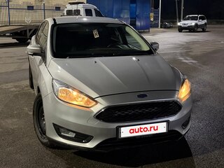 2016 Ford Focus III Рестайлинг, серебристый, 1150000 рублей, вид 2