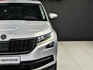 2017 Skoda Kodiaq I, серебристый, 1830000 рублей, вид 3