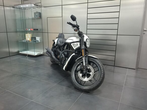 2016 Harley-Davidson V-Rod, белый, 1680000 рублей - вид 6