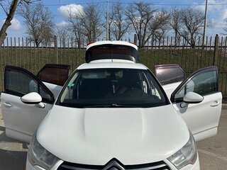 2012 Citroen C4 II, белый, 570000 рублей, вид 3