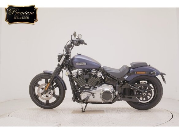 2026 Harley-Davidson Street Bob, синий, 1696000 рублей