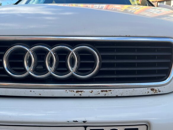 1997 Audi A4 I (B5), белый, 400000 рублей - вид 12