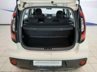 2017 Kia Soul II Рестайлинг, бежевый, 1440000 рублей, вид 5