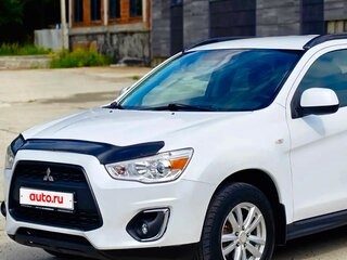 2013 Mitsubishi ASX I Рестайлинг, белый, 885000 рублей, вид 4