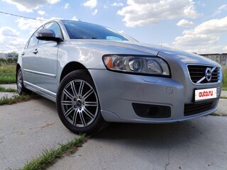 2010 Volvo S40 II Рестайлинг, серебристый, 680000 рублей, вид 1